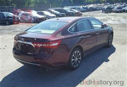 تويوتا أفالون